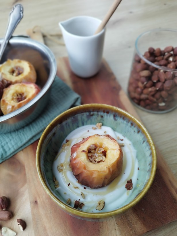 Pommes au four miel-noisette