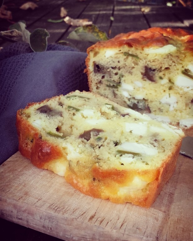 cake à la feta et aux légumes d'été