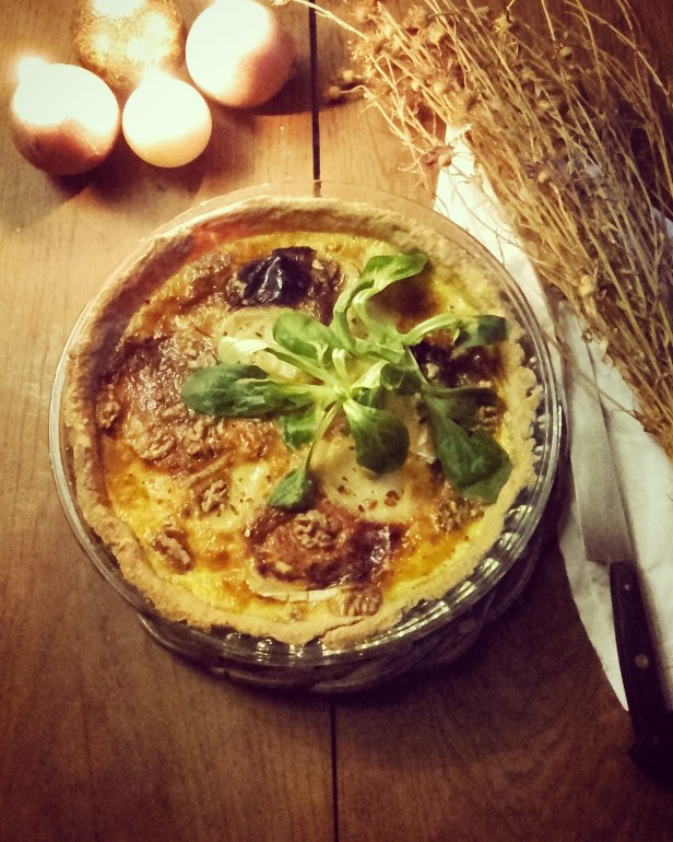 quiche chèvre, miel et noix