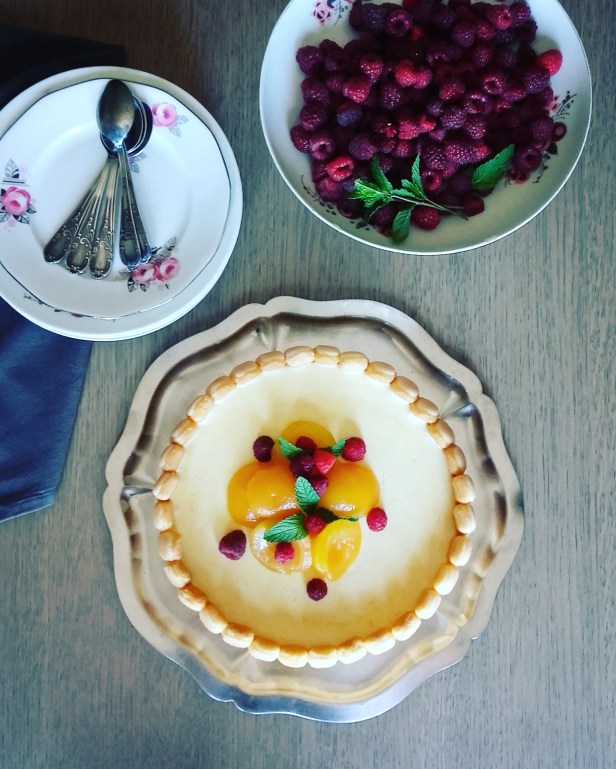 Charlotte aux abricots