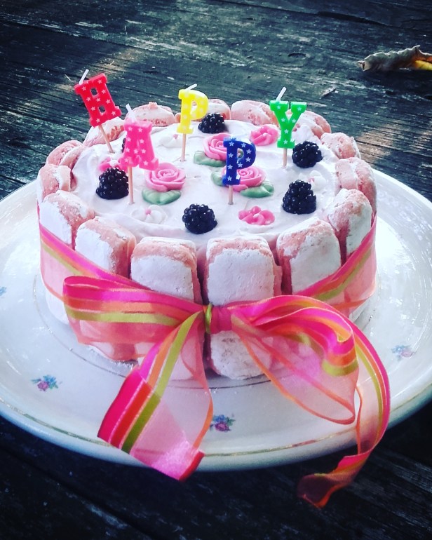 Charlotte à la mûre