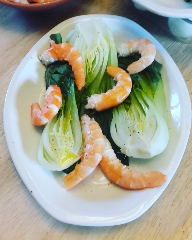 Choux pak choï aux crevettes à la vapeur douce