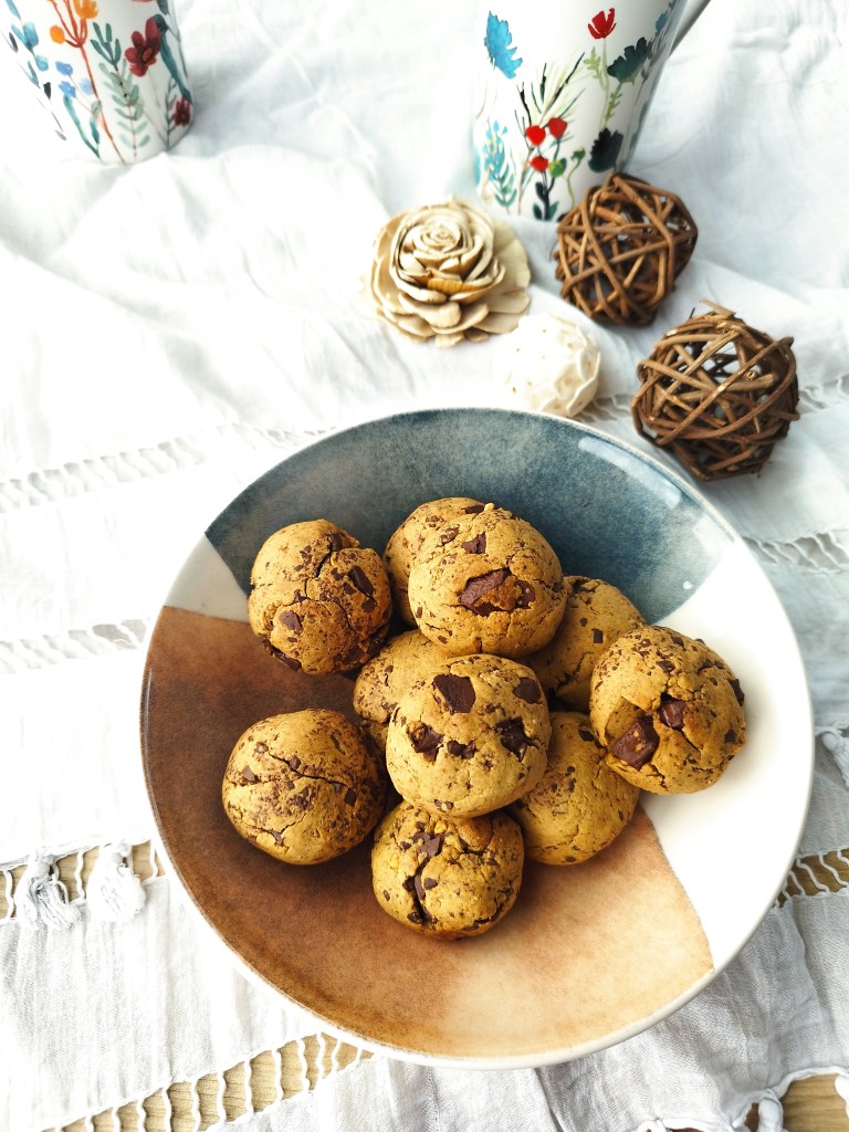 Cookies au beurre de cacahuète et pépites de chocolat sans gluten ni lactose