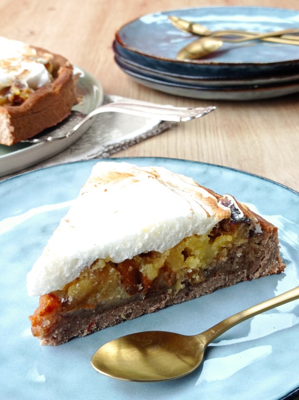 Tarte aux pommes meringuée