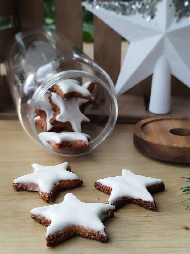 Étoiles au miel et à la cannelle sans gluten